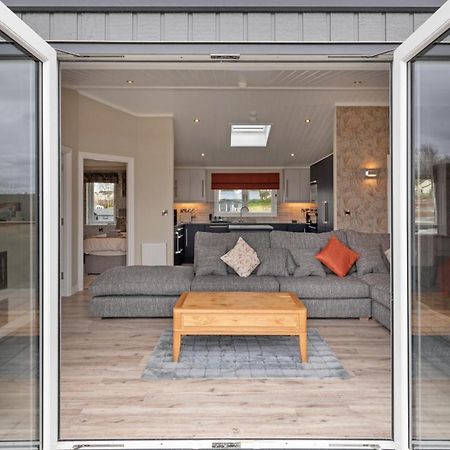 Valley View Lodge - Luxury Lodge, Hot Tub, Close To Beach Penally Exterior foto